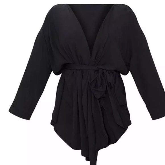 Plus Prettylittlething shirt - Picture 2 of 3